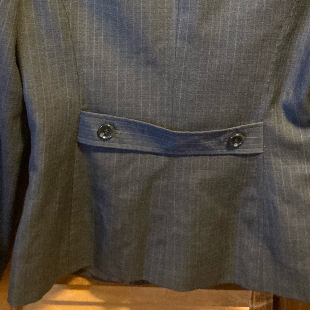 Ann Taylor Grey & Blue Pinstriped Blazer - Picture 16 of 16
